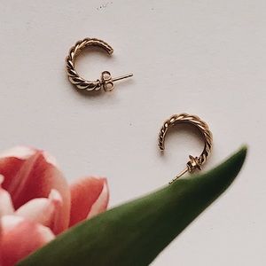 Mejuri Croissant Dome Earrings